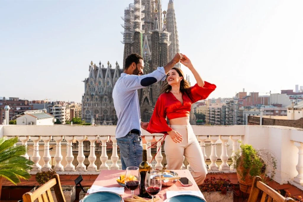 Honeymoon couple in Barcelona